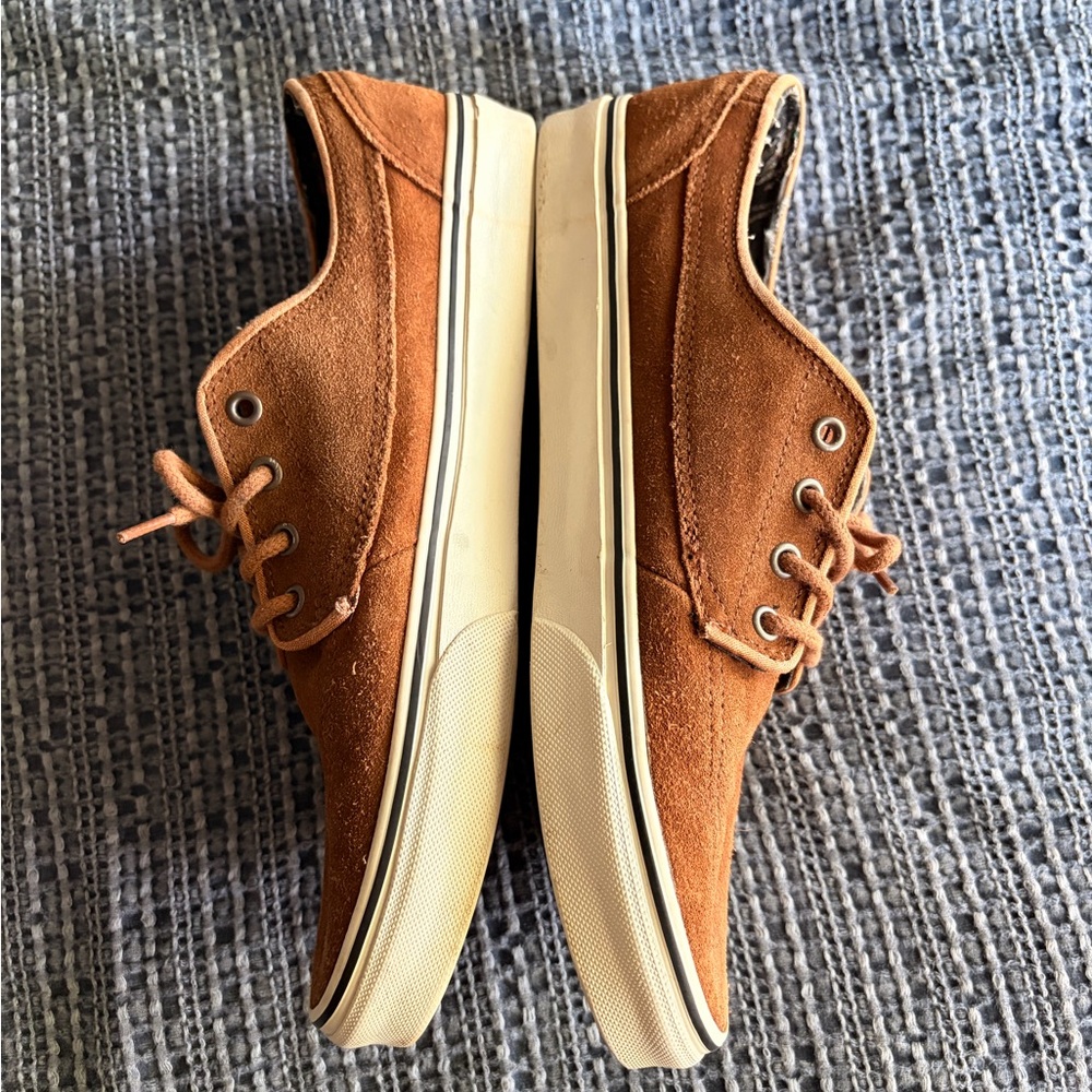 VANS BRIGATA DESERT TRIBE SUEDE/ MONKS ROBE - Picture 3 of 7